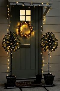 decorare porte per natale